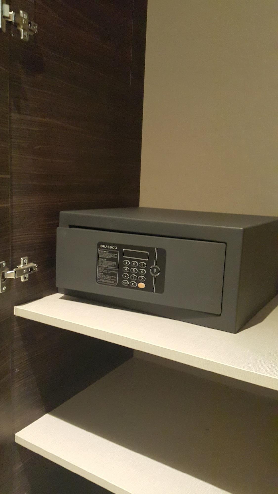 M ホテル マッカ ミレニアム メッカ エクステリア 写真 A safe